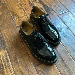 Dr. Martens Oxfords size 8